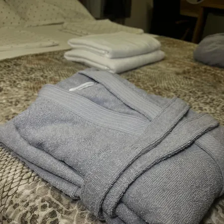 아파트 Face 2 Center 수보티차