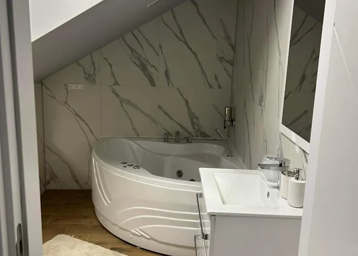 Διαμέρισμα Face 2 Center Σουμπότικα